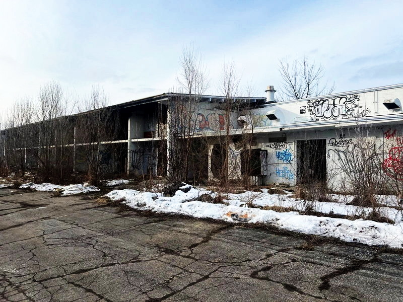 Howard Johnsons (Best Inn) - From Web (newer photo)